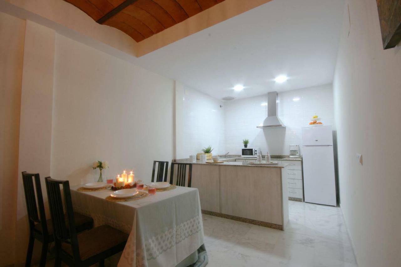 Apartamento Vacacional Carmona Apartment Luaran gambar