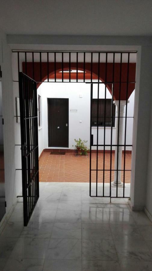 Apartamento Vacacional Carmona Apartment Luaran gambar